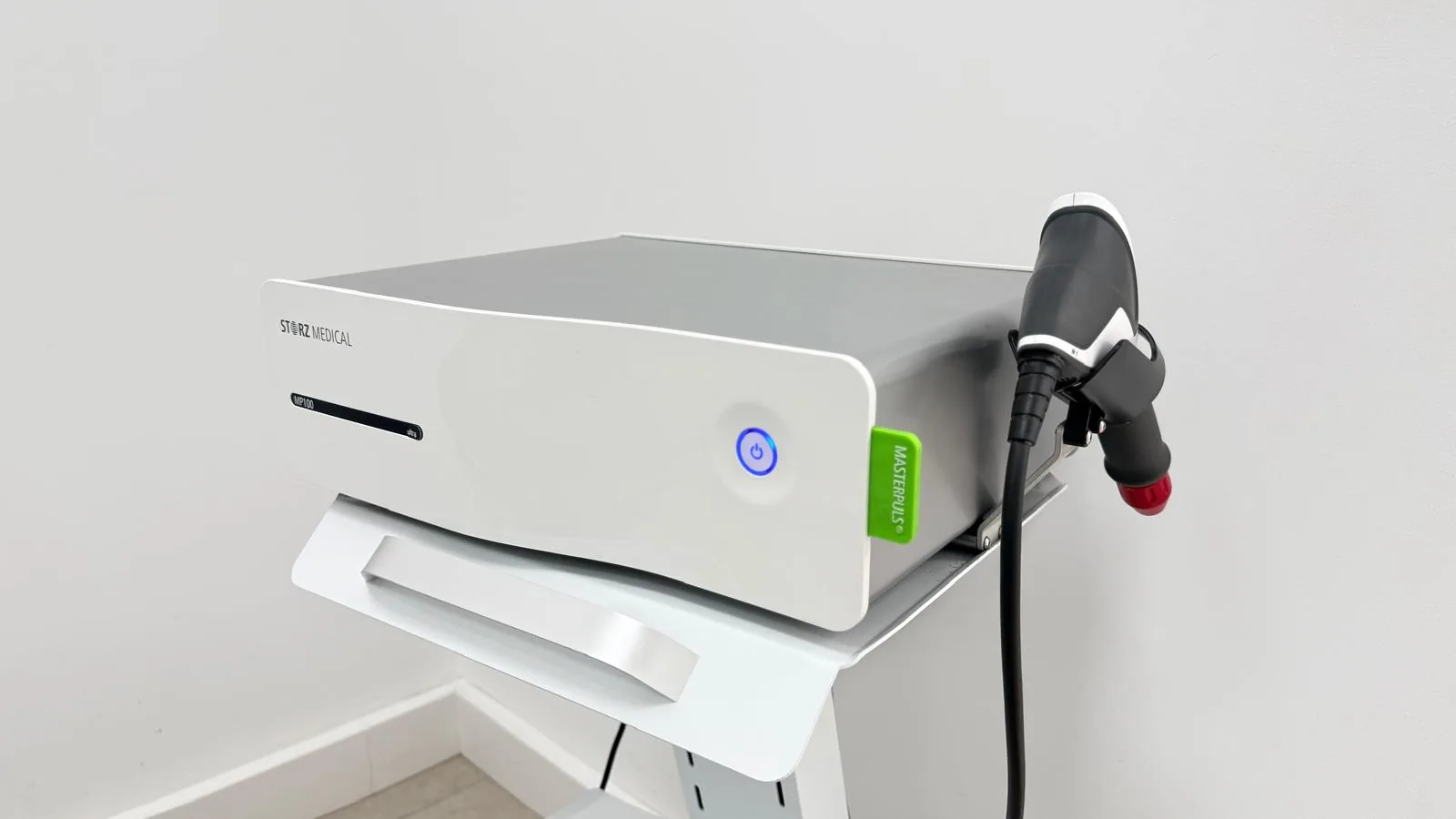 Masterpuls MP100 de Storz Medical para ondas de choque en AC Fisioterapia Avanzada Sevilla