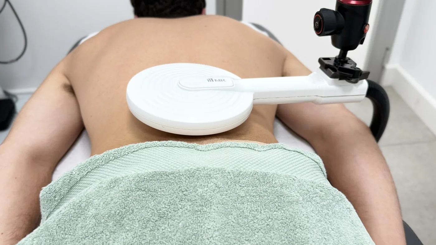 Sesión de Sistema Superinductivo SIS en AC Fisioterapia Avanzada Sevilla